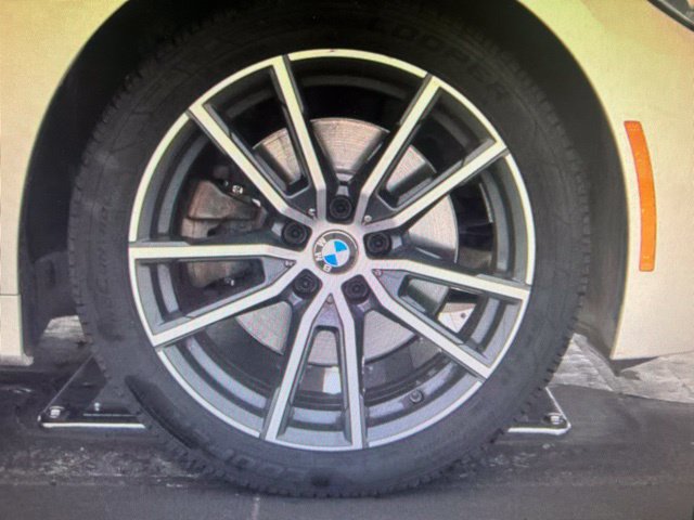 Used 2021 BMW 330i Sedan w/ Convenience Package RWD image 9