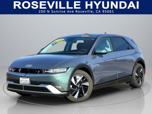 Certified 2025 Hyundai Ioniq 5 SE image 1