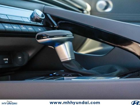 New 2026 Hyundai Elantra SEL Sport FWD image 21