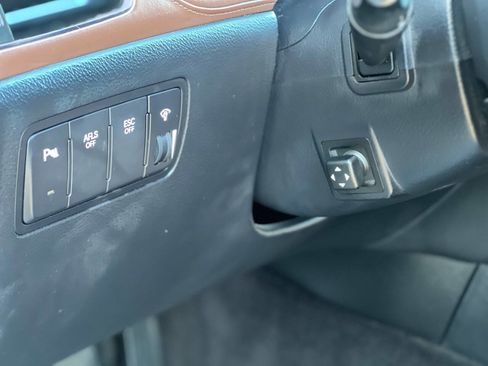 Used 2009 Hyundai Genesis 3.8 w/ Technology Pkg 4 image 22