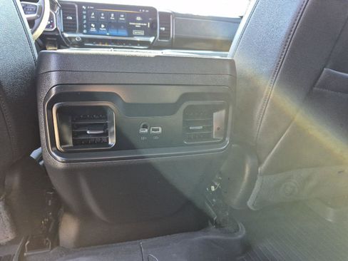 Used 2024 Chevrolet Silverado 1500 LT Trail Boss w/ LT Trail Boss Premium Package image 28