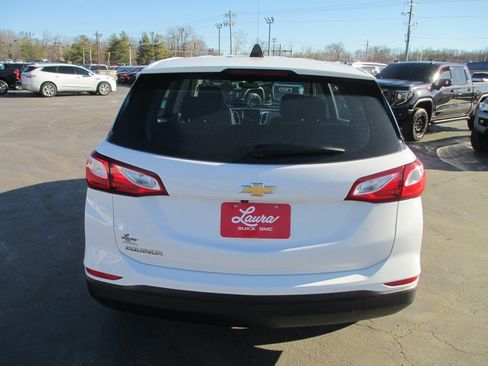Used 2019 Chevrolet Equinox LS image 4