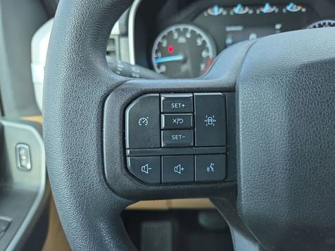 Used 2023 Ford F150 XLT AWD/4WD image 19