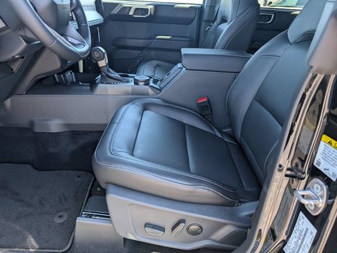 New 2026 Ford Bronco Outer Banks AWD/4WD image 9