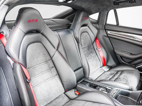 Certified 2019 Porsche Panamera GTS AWD/4WD image 6