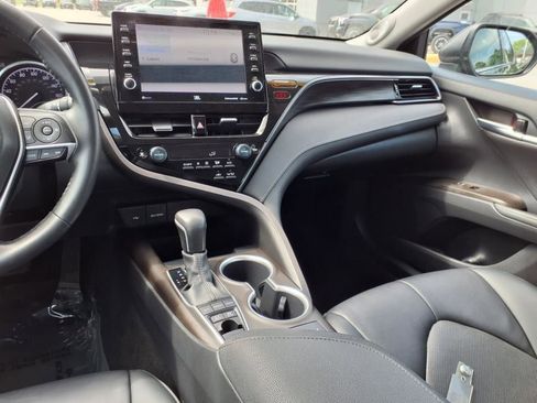 Certified 2021 Toyota Camry XLE image 13