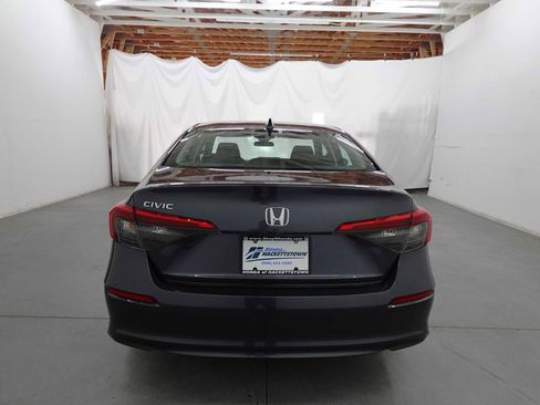 Used 2023 Honda Civic EX image 6