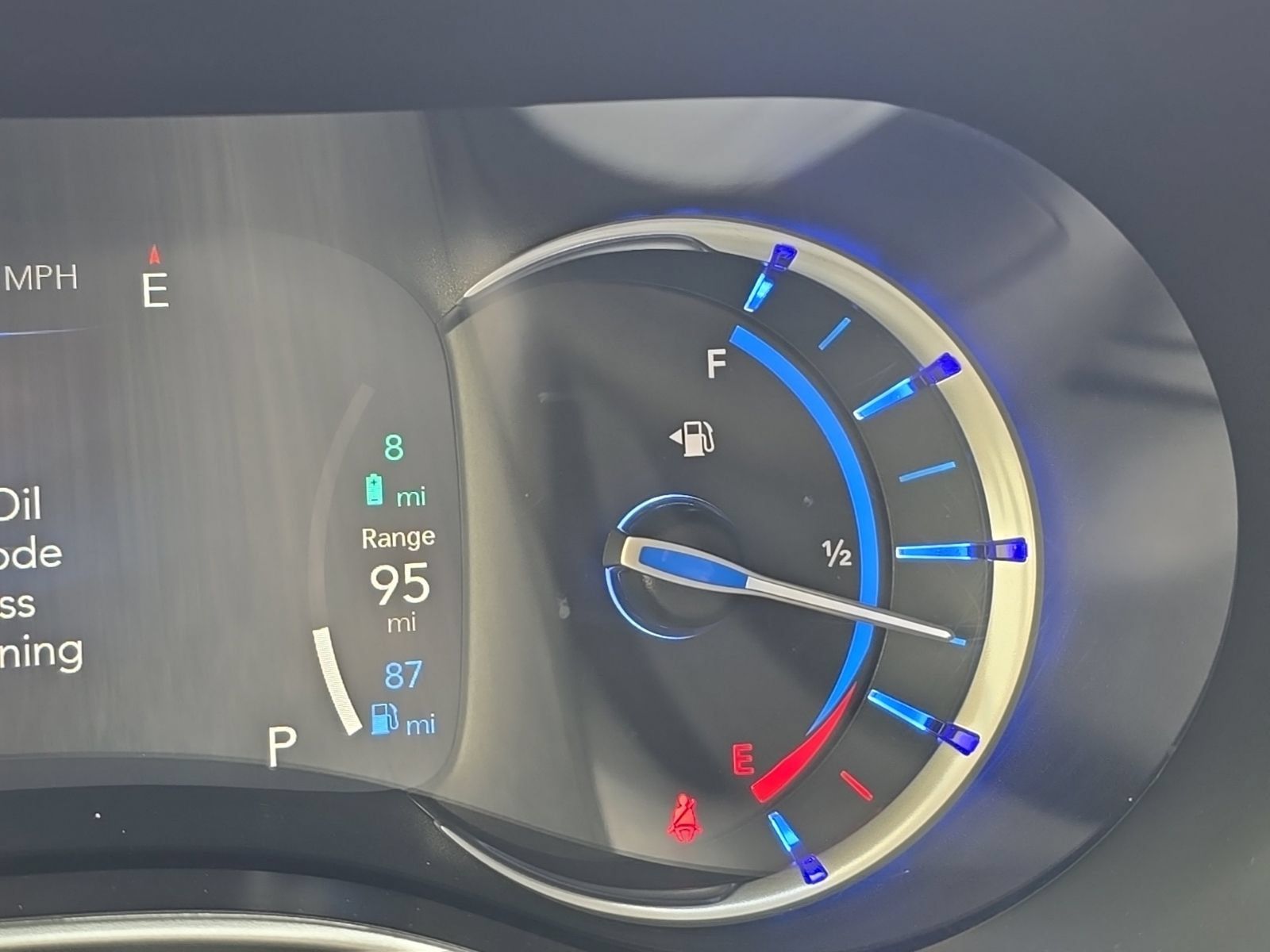 Used 2024 Chrysler Pacifica Limited FWD image 19