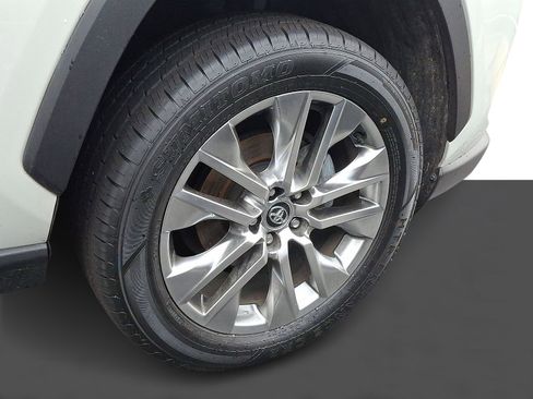 Used 2020 Toyota RAV4 Limited image 7