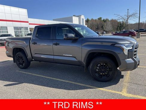 Used 2026 Toyota Tundra SR5 w/ SR5 Convenience Package image 4