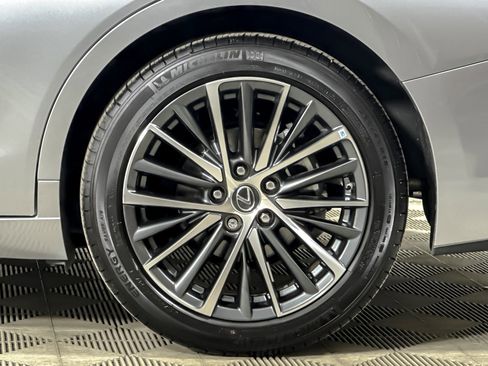 Used 2024 Lexus ES 350 ES 350 FWD image 24