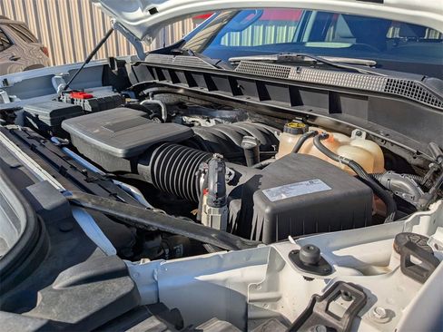 Used 2020 Chevrolet Silverado 1500 Custom Trail Boss w/ Custom Convenience Package image 29