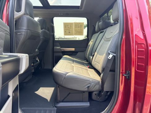 Used 2025 Ford F350 Platinum w/ Platinum Plus Package AWD/4WD image 13