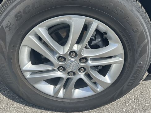 Used 2021 Buick Enclave Essence w/ Sound and Sites Package FWD image 14