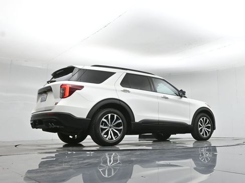 Used 2020 Ford Explorer ST w/ Premium Technology Package image 53