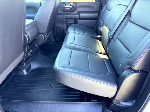 Used 2023 Chevrolet Silverado 2500 W/T w/ Gooseneck/5TH Wheel Package image 17