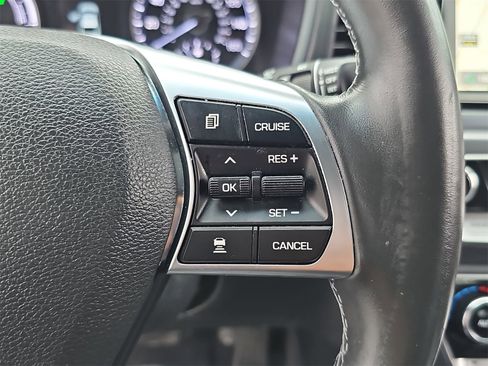 Used 2019 Hyundai Sonata Limited image 17