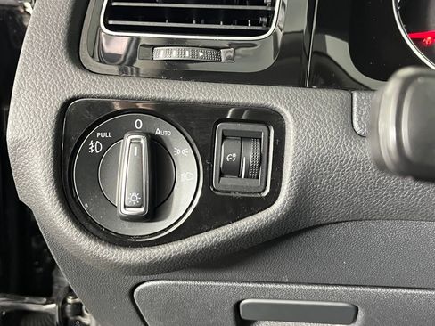 Used 2015 Volkswagen Golf TDI SEL w/ Lighting Package (SEL) image 25