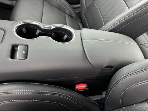 Used 2025 Ford Mustang GT Premium RWD image 31