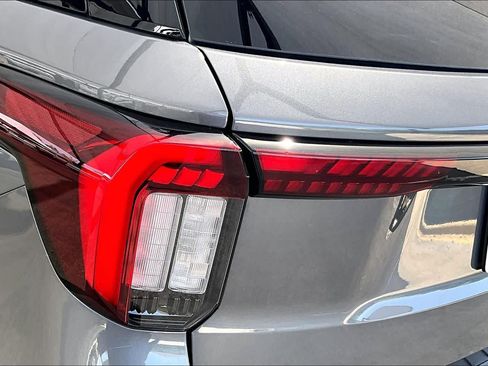 Used 2025 Ford Explorer ST w/ Sun And Sound Package RWD image 29