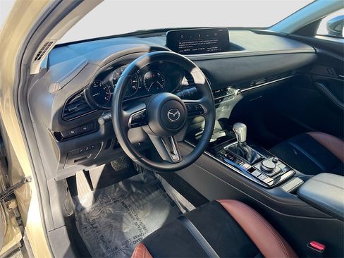 Used 2024 MAZDA CX-30 Carbon image 9
