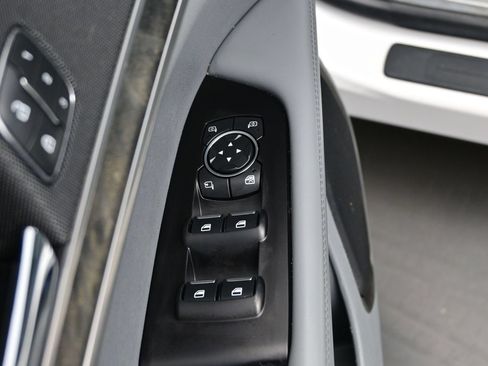 Used 2019 Lincoln Nautilus Reserve w/ Drivers Assistance Package AWD/4WD image 13