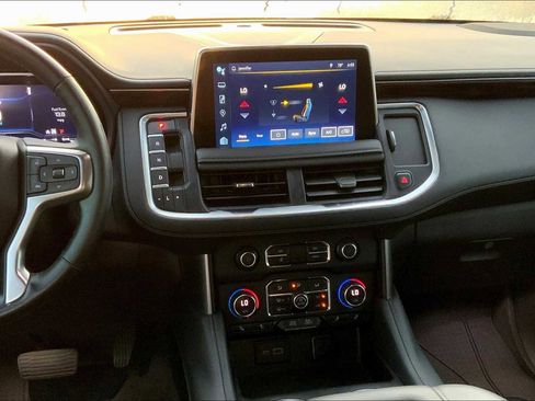 Used 2023 Chevrolet Tahoe Z71 w/ Luxury Package image 6