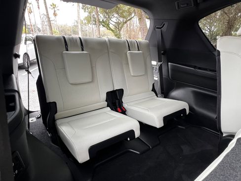 Used 2022 Lexus LX 600 4WD w/ Accessory Package (Z1) image 54