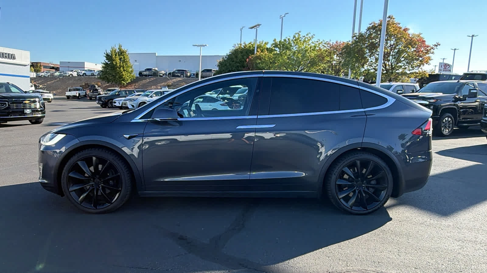 Used 2019 Tesla Model X 75D AWD/4WD image 8