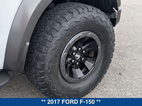 Used 2017 Ford F150 Raptor w/ Equipment Group 802A Luxury image 12