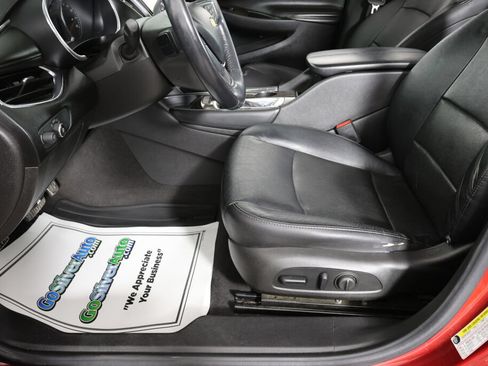 Used 2016 Chevrolet Malibu Premier FWD image 13
