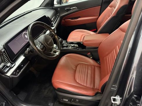 Used 2023 Kia Sportage SX image 17