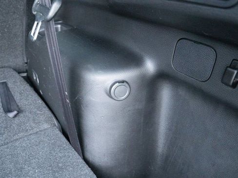 Used 2024 Mitsubishi Outlander SE Black Edition image 35