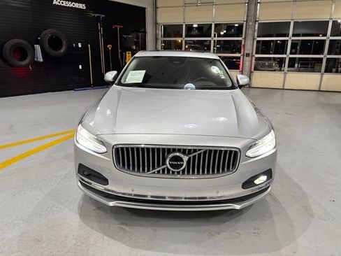 Used 2022 Volvo S90 B6 Inscription w/ Advanced Package image 9