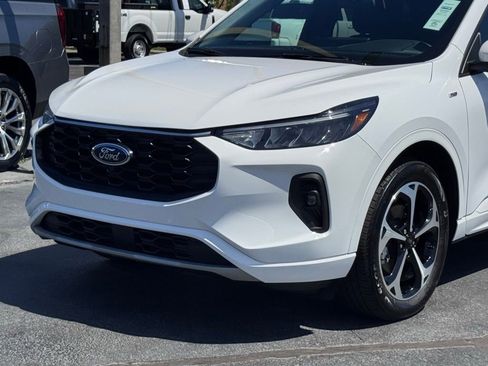 Used 2023 Ford Escape ST-Line Select w/ Tech Pack #2 AWD/4WD image 36
