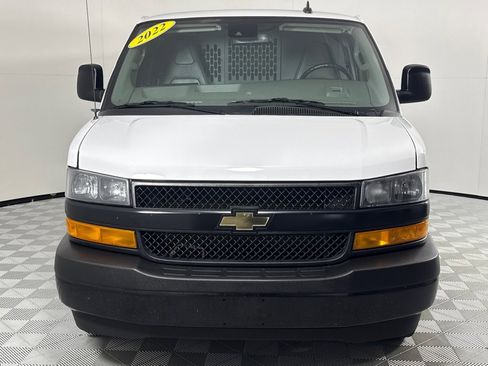 Used 2022 Chevrolet Express 2500 w/ Driver Convenience Package image 11