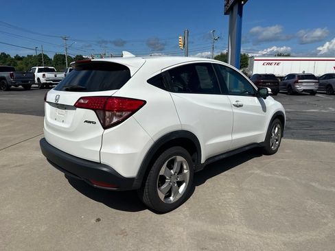 Used 2017 Honda HR-V EX image 5