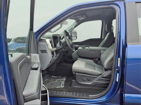 New 2026 Ford F250 XLT w/ XLT Premium Package image 18