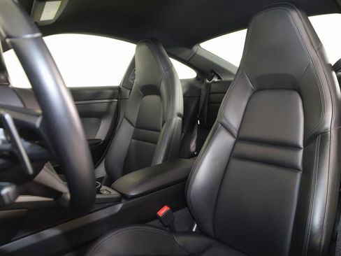 Used 2020 Porsche 911 Carrera S image 40