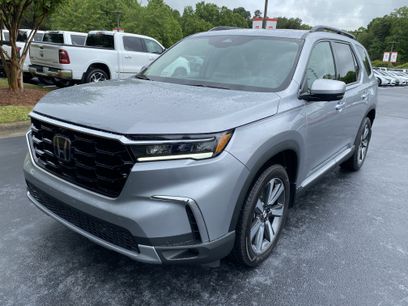Used 2025 Honda Pilot Elite
