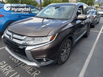 Used 2018 Mitsubishi Outlander ES