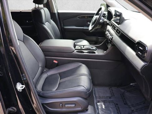 Certified 2023 Honda Pilot EX-L image 28