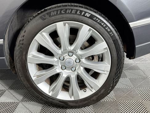 Used 2017 Land Rover Range Rover Supercharged AWD/4WD image 35