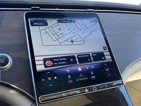 Used 2022 Mercedes-Benz EQS 450+ Sedan image 23