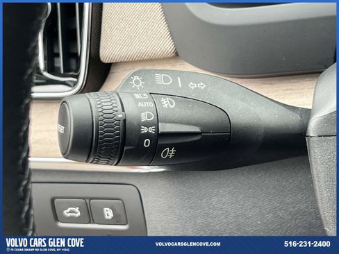 Used 2025 Volvo XC90 T8 Plus AWD/4WD image 25