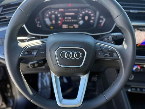 Certified 2025 Audi Q3 2.0T Premium w/ Convenience Package image 16