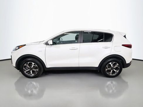Used 2022 Kia Sportage LX image 6