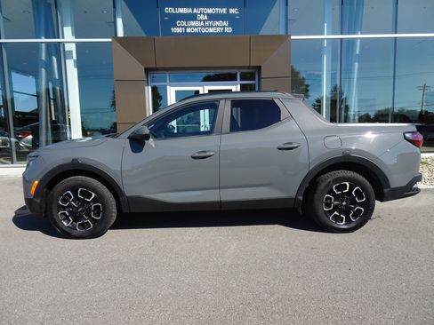 Used 2022 Hyundai Santa Cruz SEL Premium AWD/4WD image 2