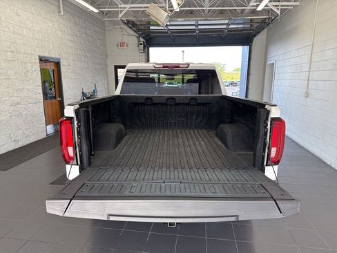 Used 2024 GMC Sierra 1500 Denali Ultimate AWD/4WD image 10