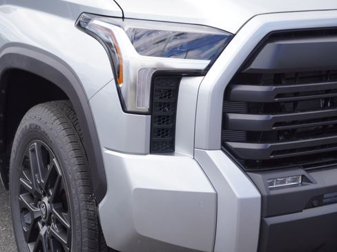 New 2026 Toyota Tundra SR5 RWD image 3